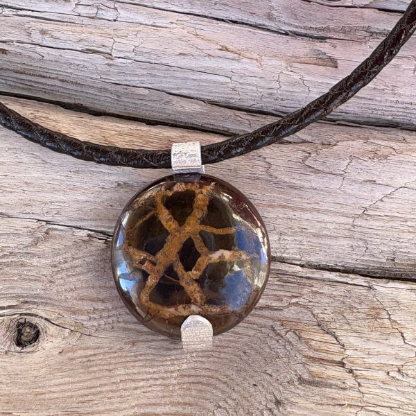 collier ras de cou de septaria