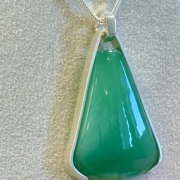 collier pendentif de chrysoprase et argent