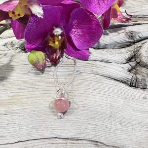 Collier pendentif en quartz goyave et argent 925