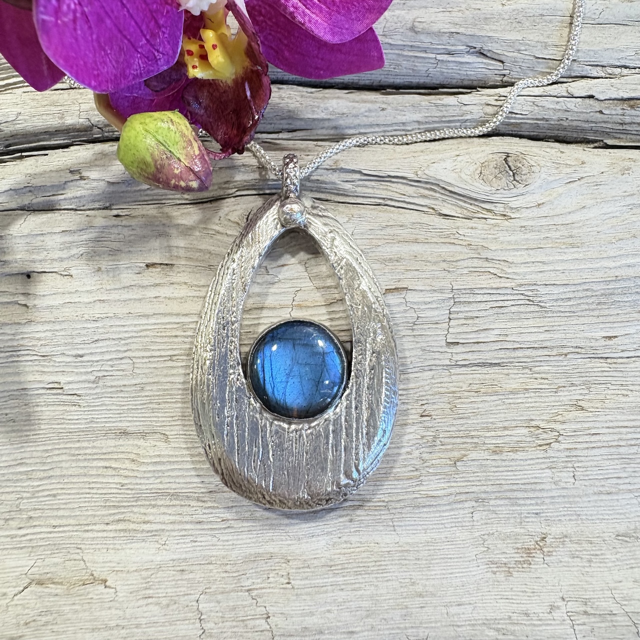 sautoir en labradorite design organique