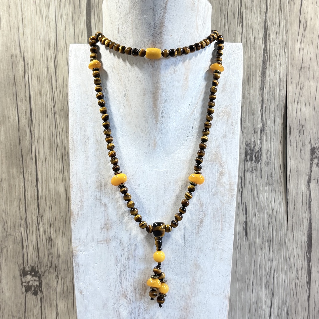 Mala Oeil de Tigre et Ambre baltique